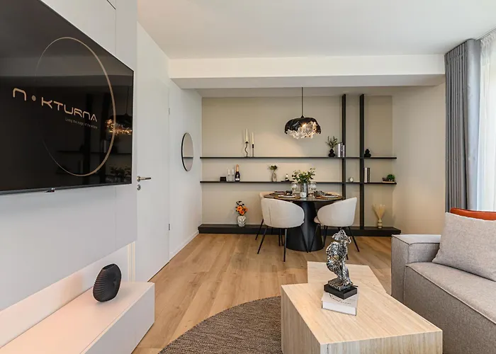 Nokturna Lyra Coresi Kasper With Parking *