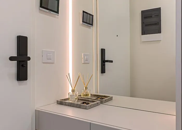 Nokturna Lyra Coresi Kasper With Parking Braşov