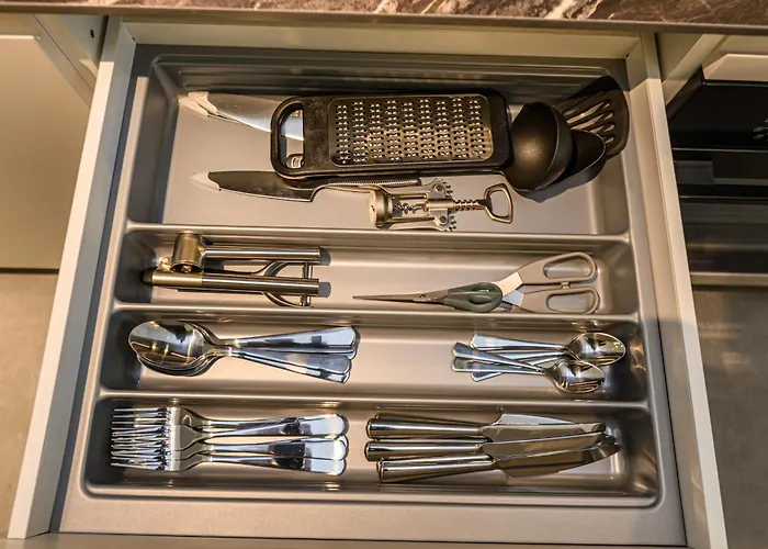 Nokturna Lyra Coresi Kasper With Parking