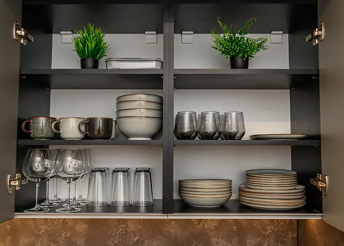 Appartement Nokturna Lyra Coresi Kasper With Parking *