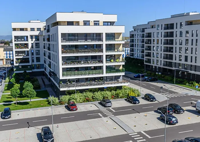 Appartement Nokturna Lyra Coresi Kasper With Parking